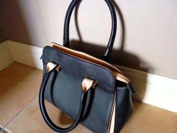 Sac à main Femme accessoire mode noir beige + bandoulière neuf