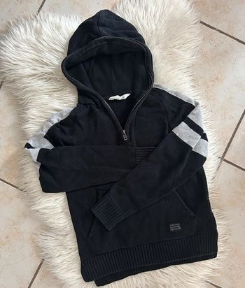 Garçon 👦🏻 pull a capuche en maille noir/gris h&m taille 8/10 ans