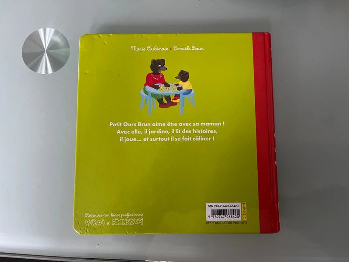 Livre petit ours brun aime sa maman - photo numéro 2