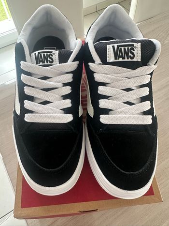 Vans Hylane taille 36,5 noire
