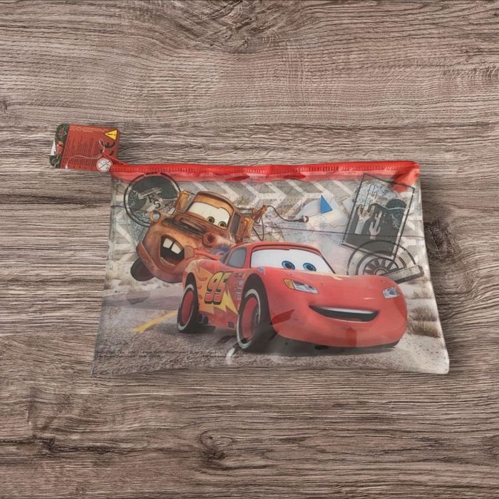 Trousse Cars – Neuve avec étiquette 🚗