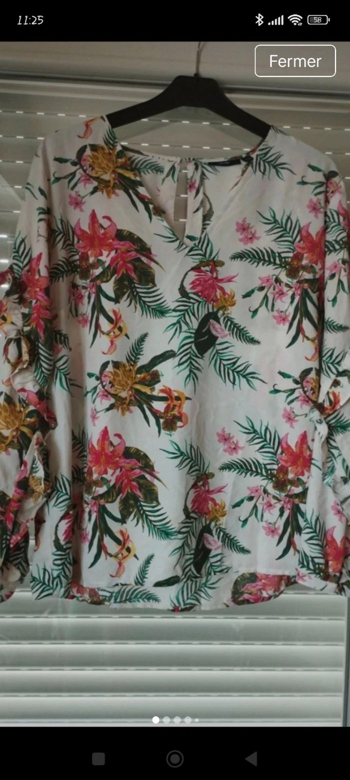 2 blouses fleuries - photo numéro 7