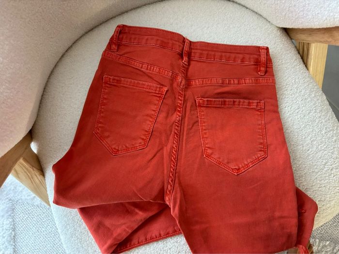 Jean femme taille 38 - photo numéro 3