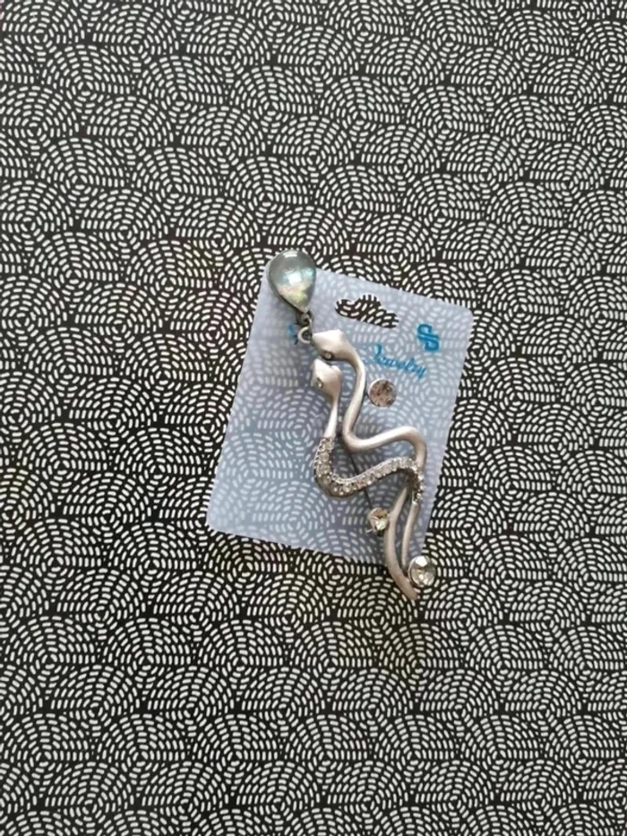 Broche double serpent