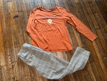 T-shirt vertbaudet et pantalon Zara 14 ans