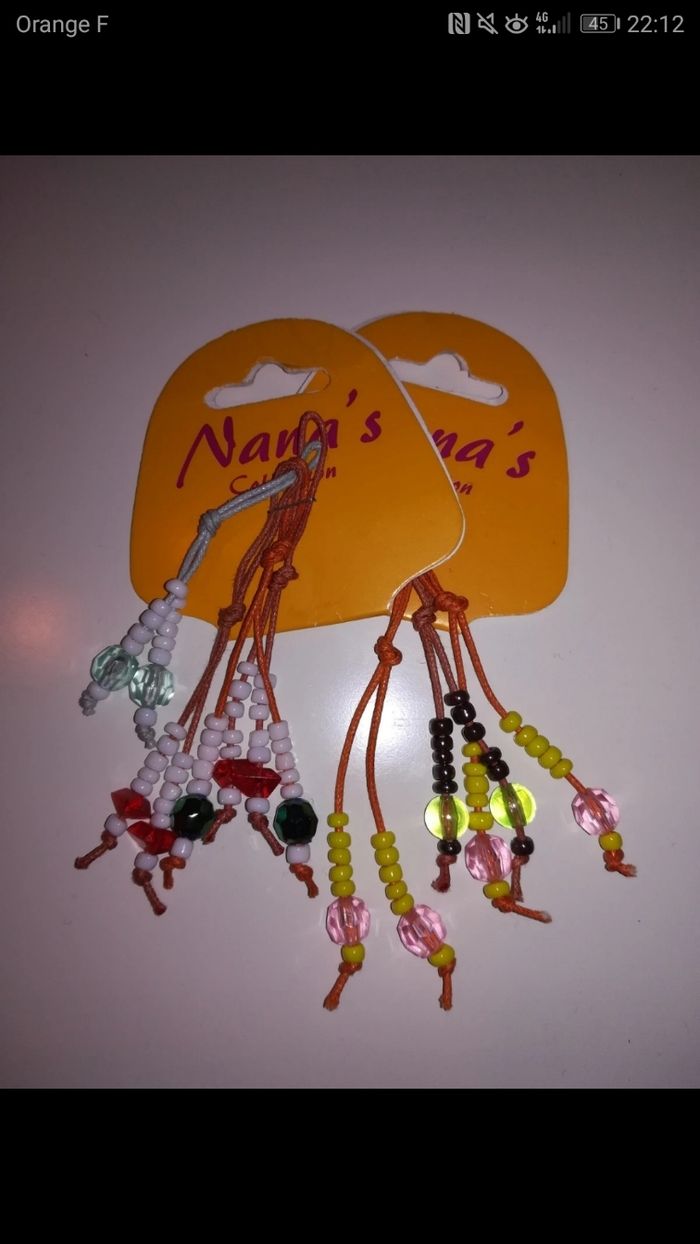 Bijoux de téléphone en perles, faits main, neufs