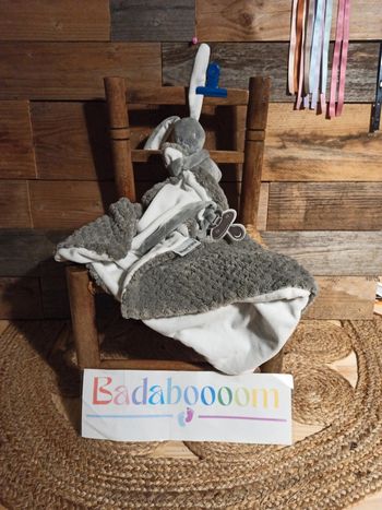 Doudou Nattou lapin couverture neuf