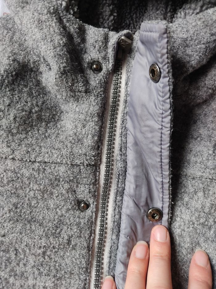 Manteau laine bouillie gris Okaïdi - Taille 6 ans - Très bon état - photo numéro 5