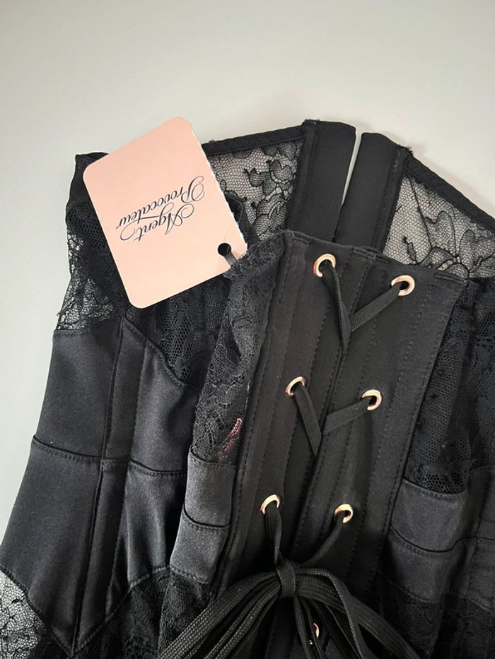 Corset dentelle porte-jarretelles noir Agent Provocateur - photo numéro 3