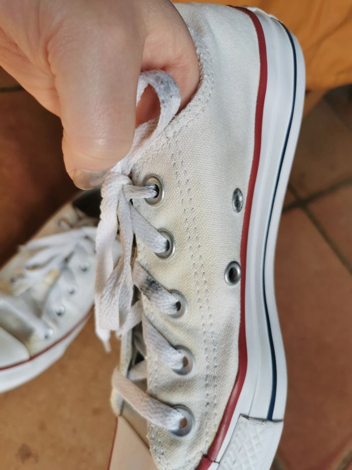 Converses baskets basses en tissu pointure 36,5 - photo numéro 3