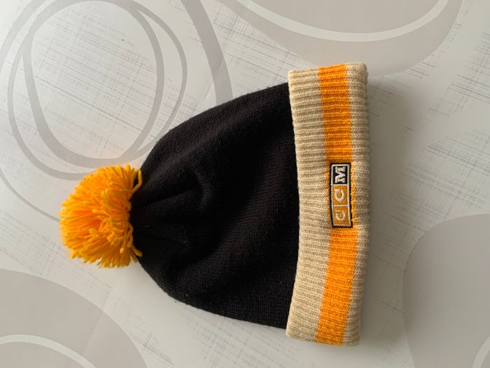 Bonnet avec pompon - TU - CCM