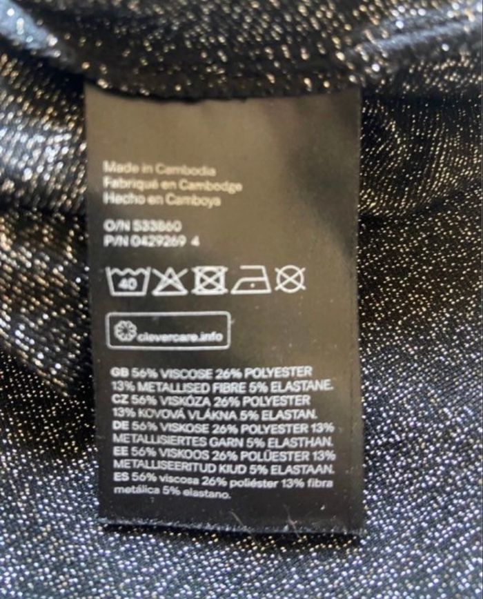 Robe patineuse noire et argentée dos décolleté H&M taille 38 / M - photo numéro 8