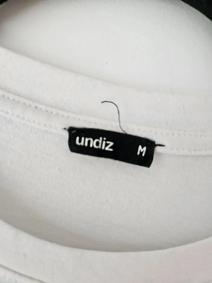 T-shirt blanc boobs Undiz taille 38/M - photo numéro 3