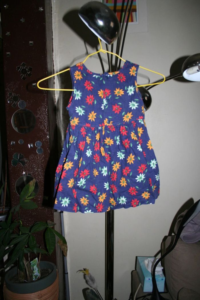 🌸Robe marine à fleurs "Taille 18 mois"🌸