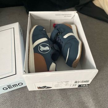 Chaussure neuf Gemo taille 22