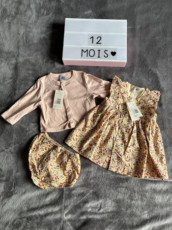 Robe et gilet neufs Petit Bateau 12 mois