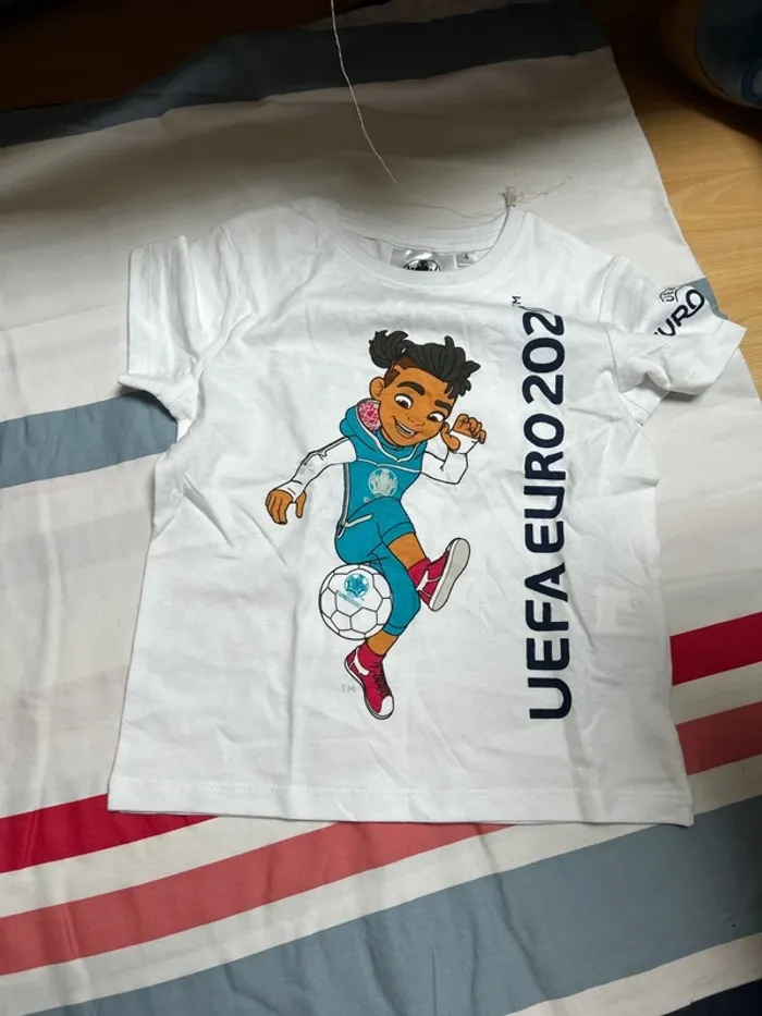 Lot de 7 t-shirts garçon - Taille 4 ans - photo numéro 7