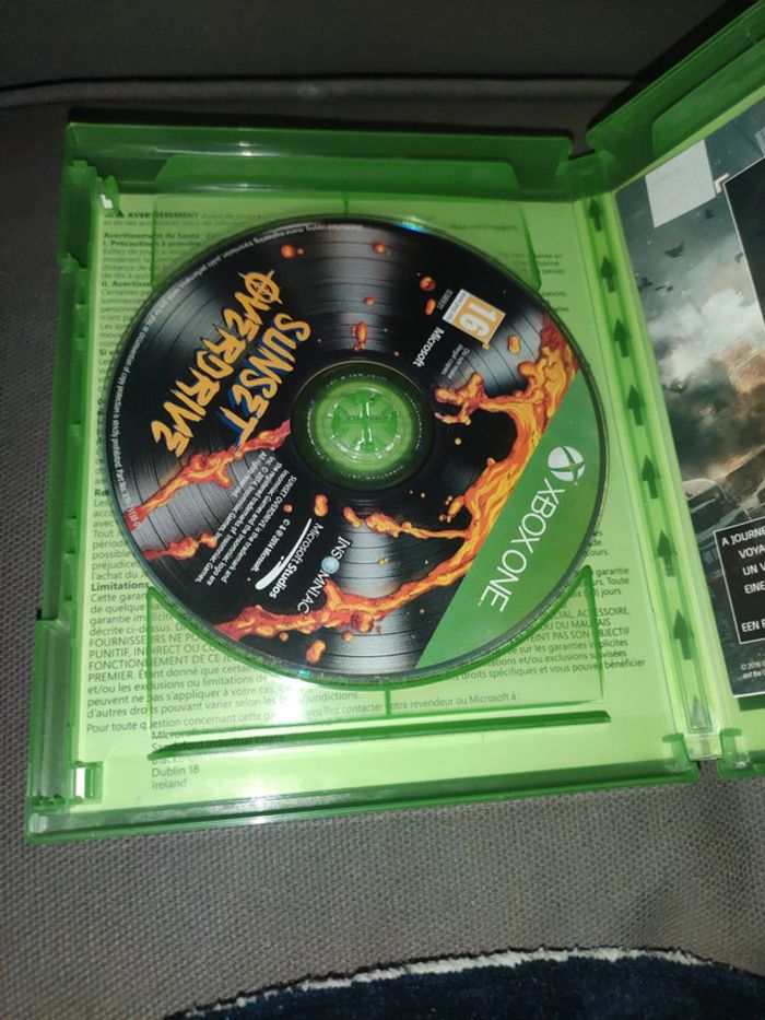 Sunset overdrive xbox one - photo numéro 2