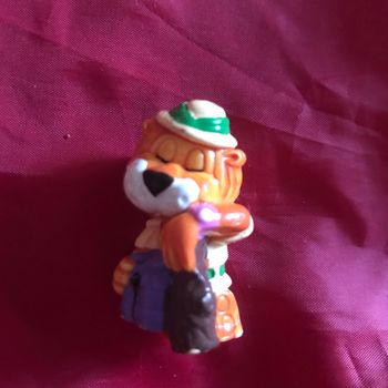 Figurine * prix 1e * kiki60230