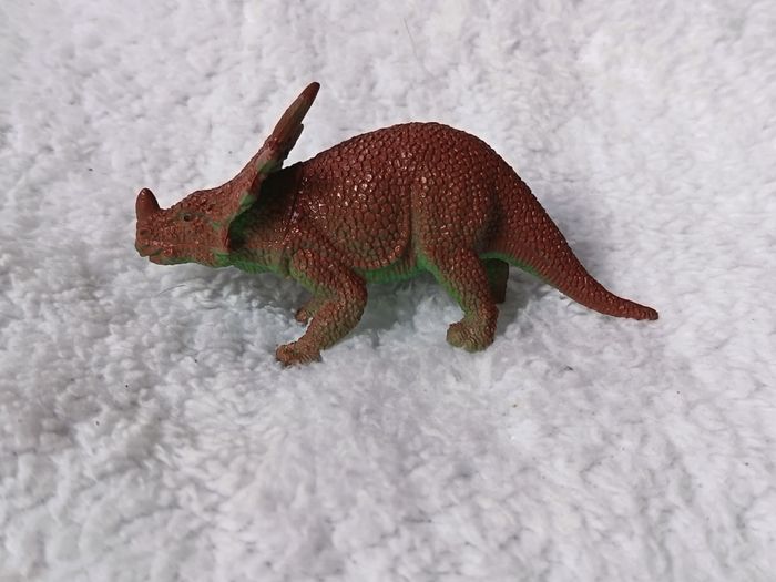 Figurine Dinosaure Styracosaure - 9 cm - photo numéro 2