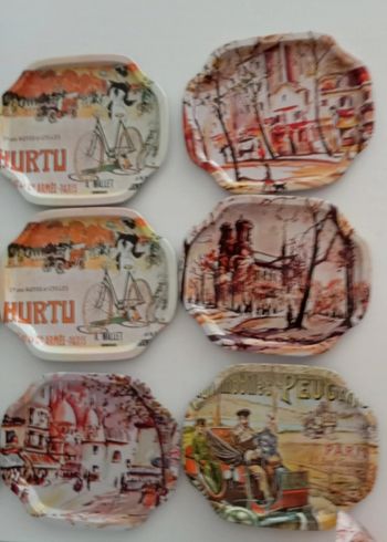 8 Coupelles ou petites assiettes apéro