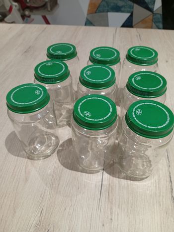 Lot 9 grands pots bébé en verre