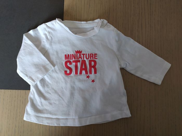 T-shirt star 3 mois