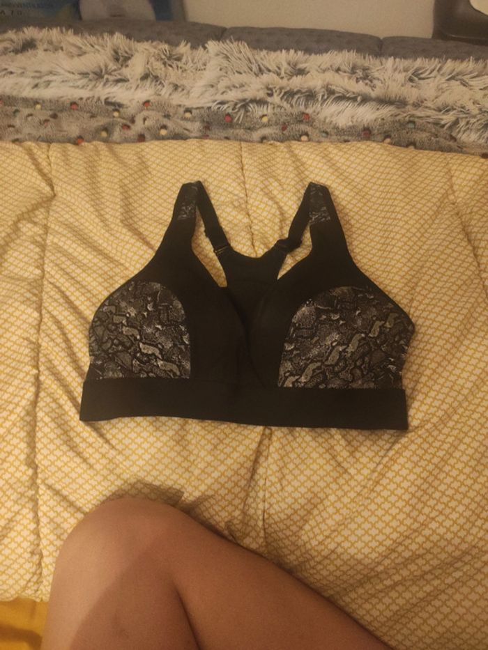 Brassière coquée