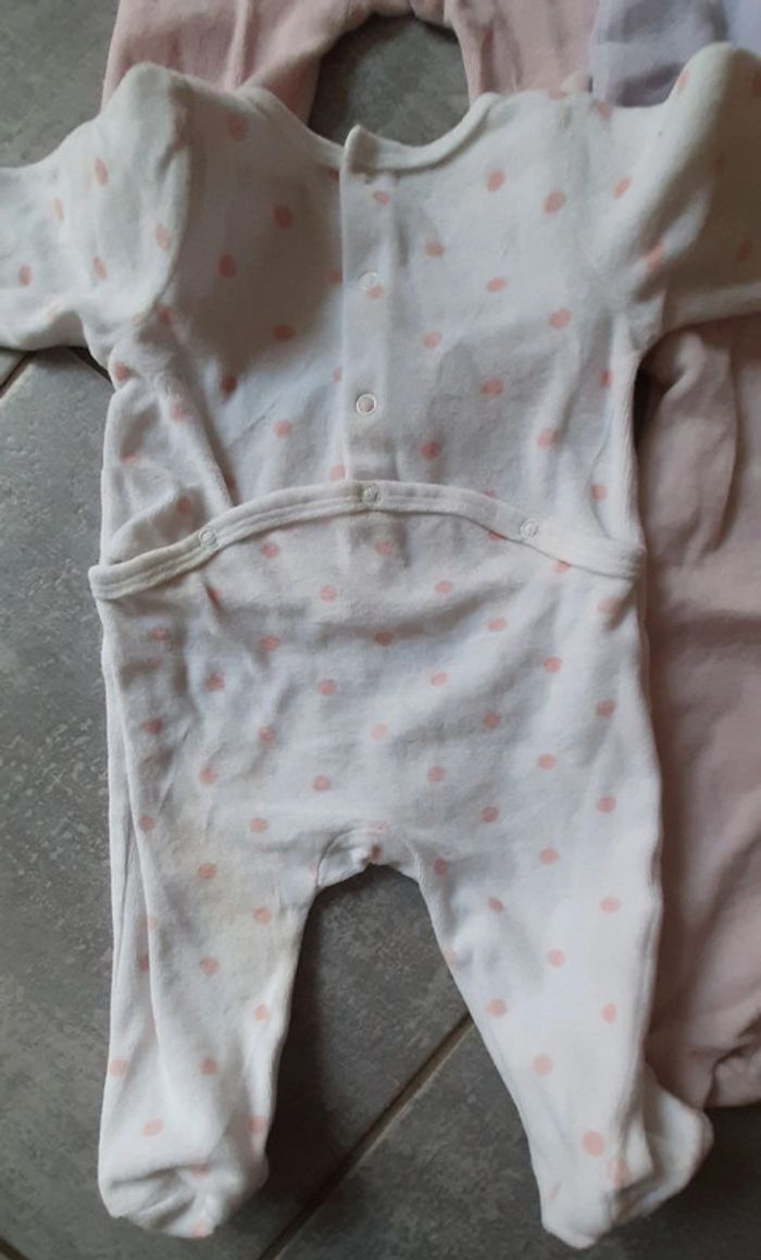 4 pyjamas fille 3mois - photo numéro 2
