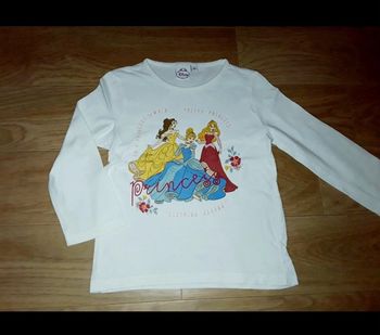 🟣 5 ans Tee Shirt Princesses DISNEY 🟣