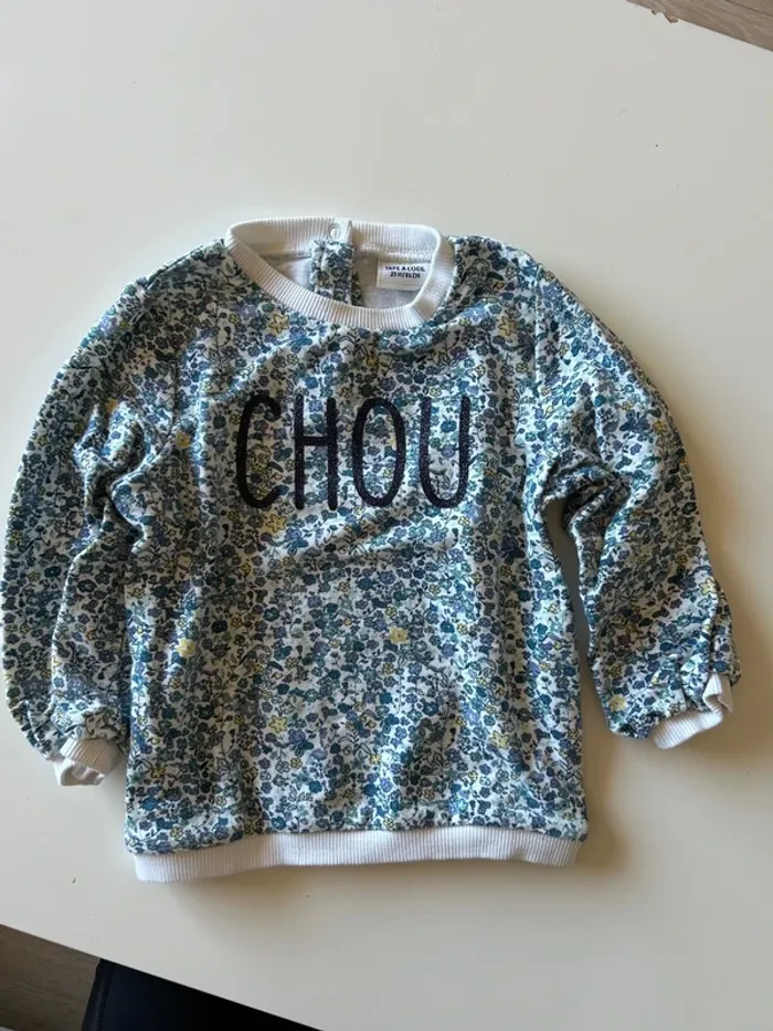 Pull fleuri