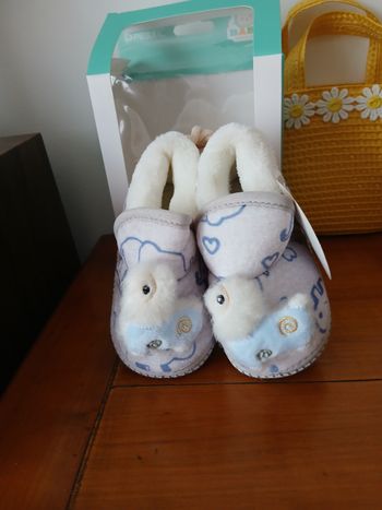 Neuf BBB 9/12 mois: Coffret Chaussons Petits Lamas *antidérapants