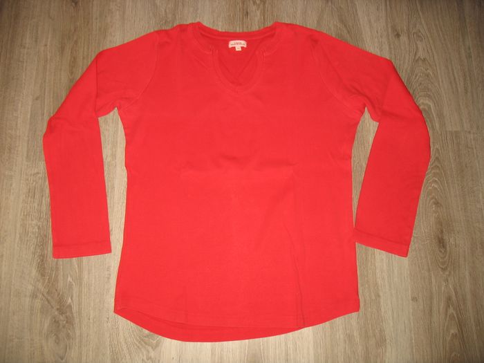 TEE SHIRT ML ROUGE "LIGNE MATERNITÉ" - TAILLE 2 - n°06 - photo numéro 2