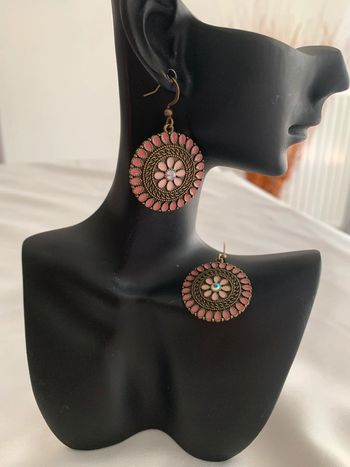 Boucles d’oreilles rondes fleur rose en alliage ancien