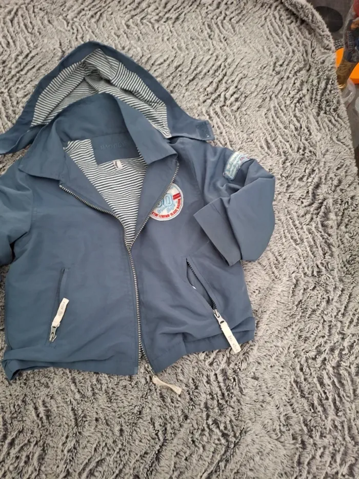 Blouson fin avec capuche amovible - photo numéro 3