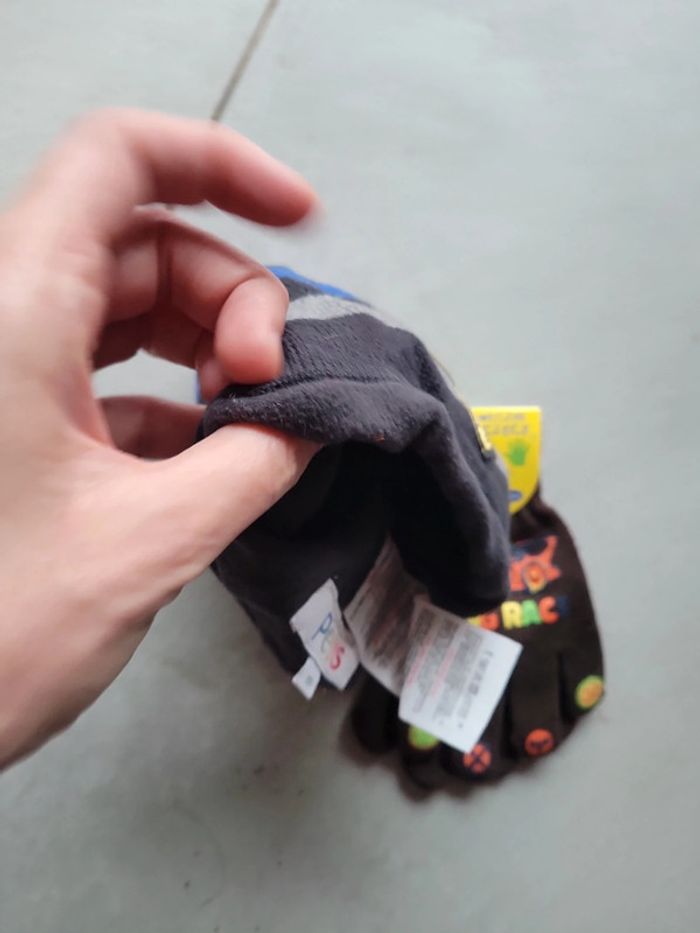 Lot bonnet et paire de gant pour bébé taille 1 et 15 cm - photo numéro 8