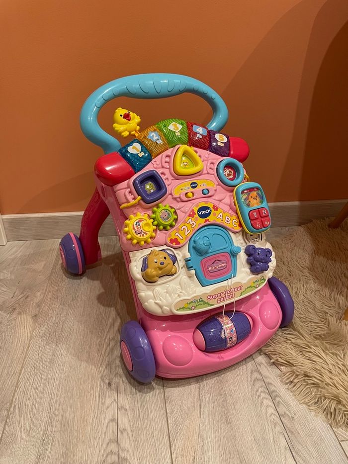 Trotteur électronique Vtech rose