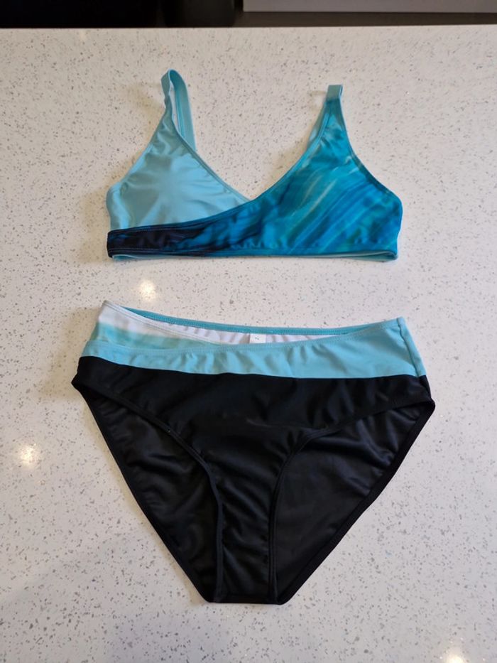 Maillot de bain 2 pièces neuf