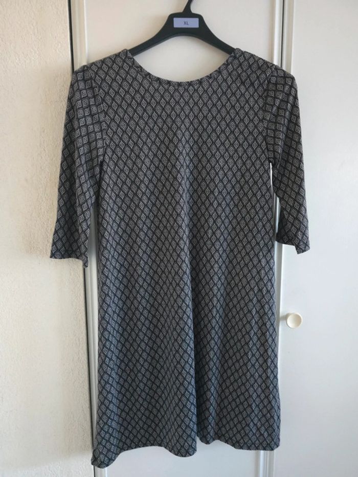 Robe manches 3/4 neuve - photo numéro 3