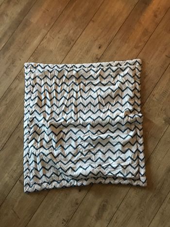 Gigoteuse + tapis + tour de lit