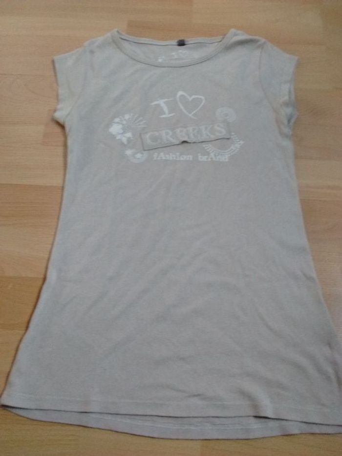 tee-shirt