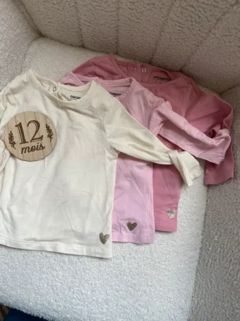 Lot 3 tee shirts manches longues fille 12 mois