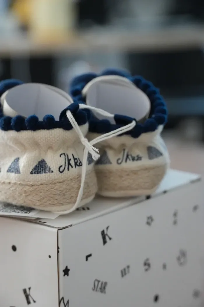 Espadrilles chaussures chausson été bébé IKKS neuves – taille 17/18 - photo numéro 4