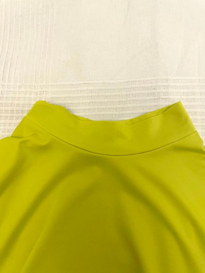 Teeshirt jaune vert fluo H&M - photo numéro 2