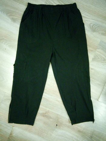 Pantacourt noir 40/42