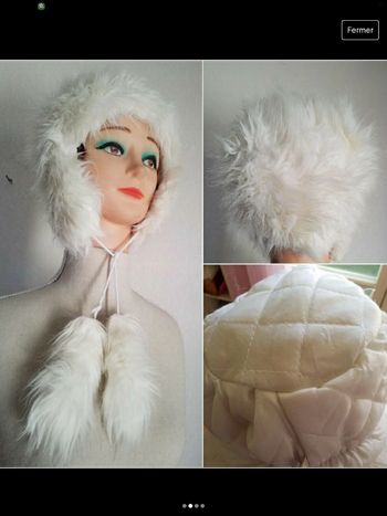 Bonnet blanc en peluche très bon état