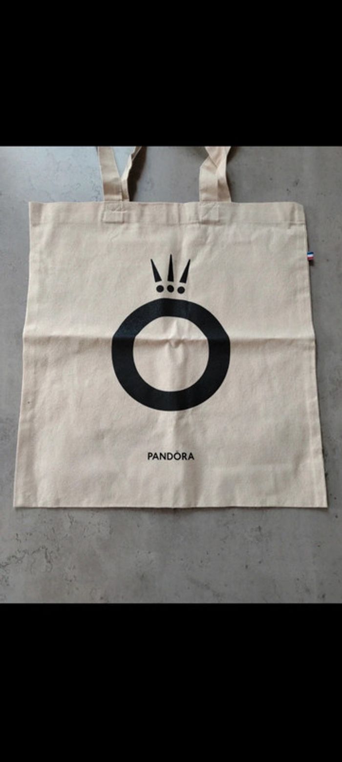 Sac Pandora complètement neuf