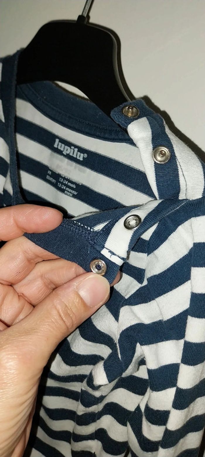 T-shirt/ Top mariniere manches longues by Lupilu excellent état 12/24 mois - photo numéro 4