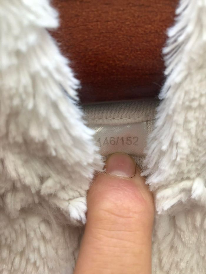 2-0061 Veste à capuche zippée 12 ans - photo numéro 2