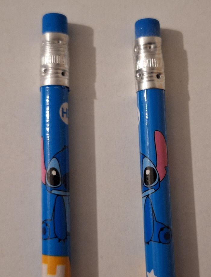 Lot de 2 crayons de bois HB Stitch - photo numéro 2